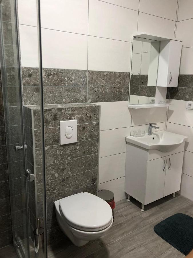 Apartments Rex Улцинь Экстерьер фото