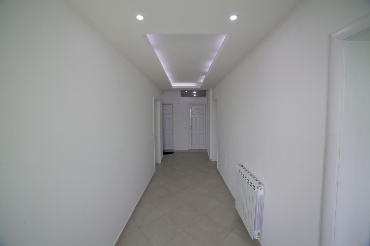 Apartments Rex Улцинь Экстерьер фото