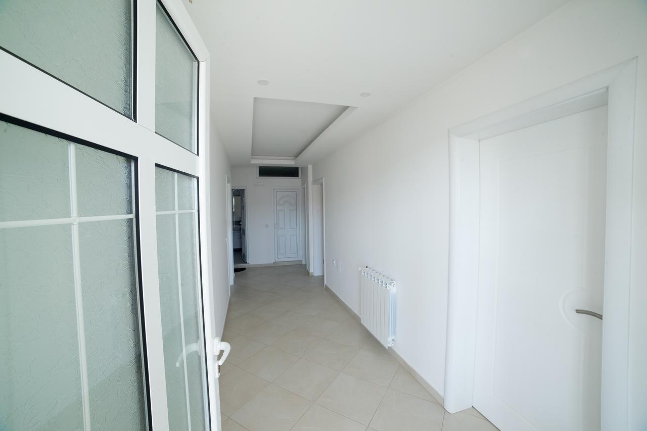 Apartments Rex Улцинь Экстерьер фото