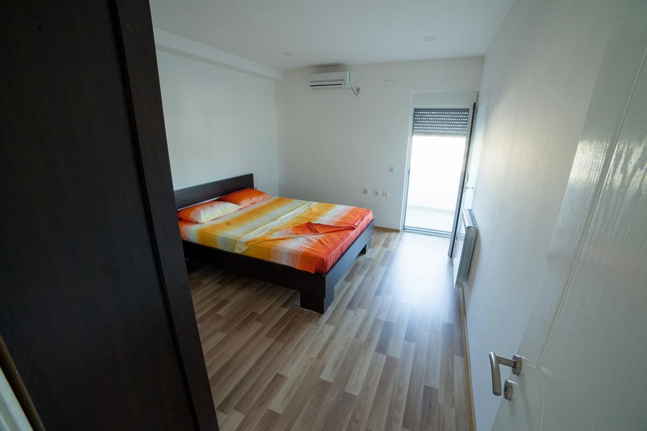 Apartments Rex Улцинь Экстерьер фото